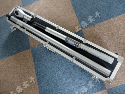 高精度數顯扭力扳手