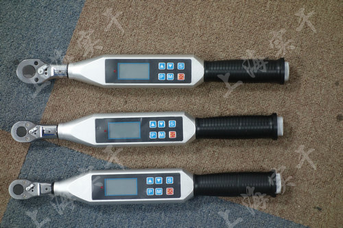 ����Ť������